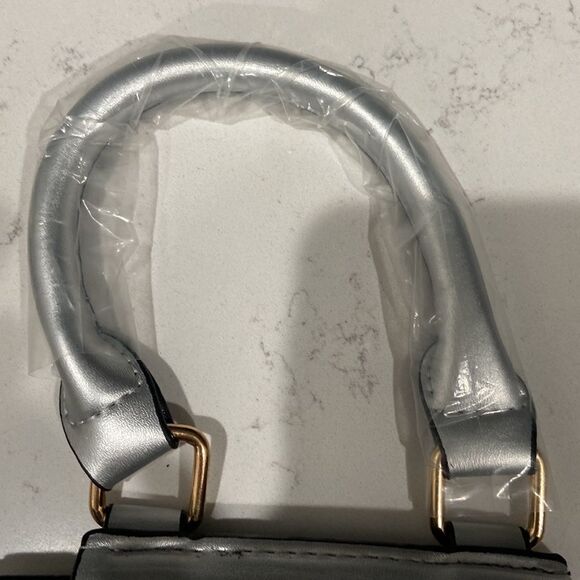 ‎Cute Big Glasses Face Clutch Purse - Picture 9 of 12